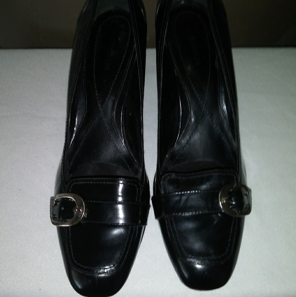 Enzo Angiolini Black Leather Heels - medium width
